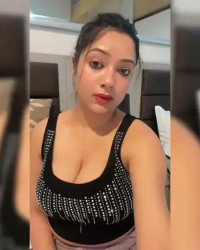 Call Girls Service Patur